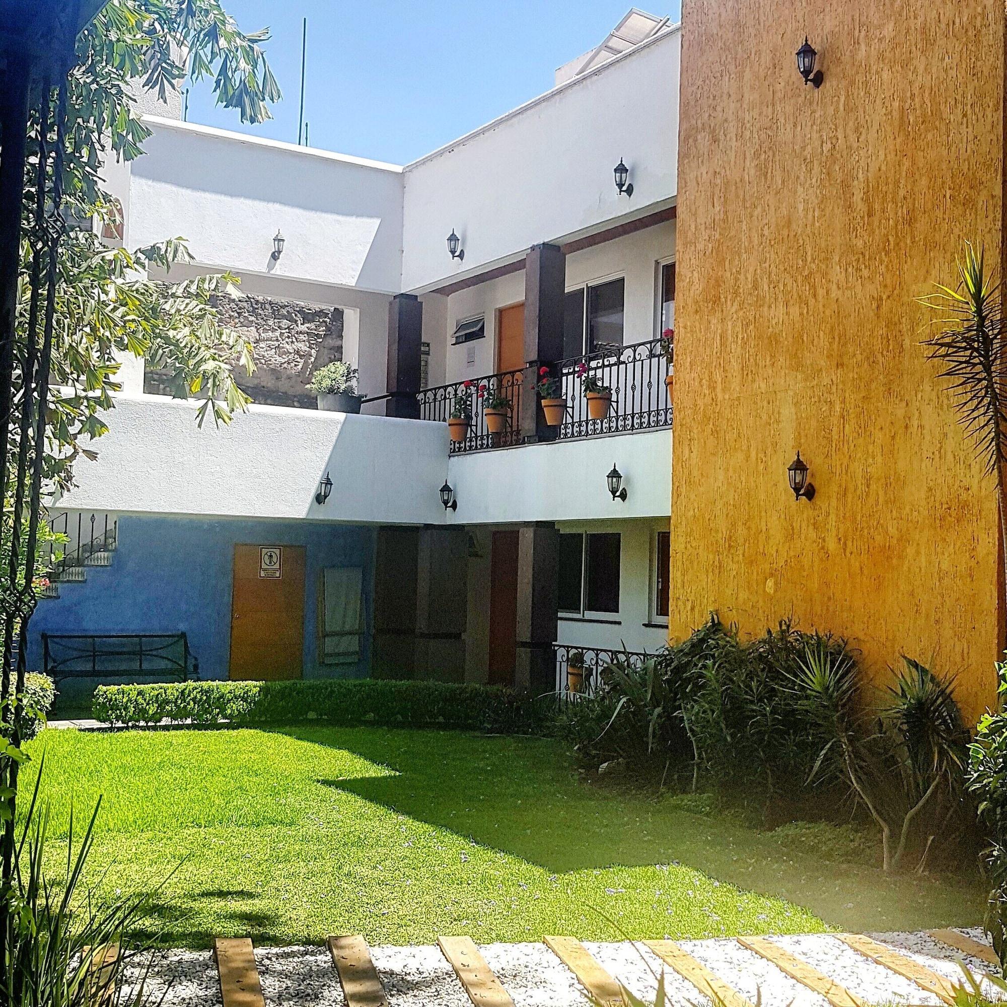 Hotel Quinta Lucca เกเรตาโร ภายนอก รูปภาพ