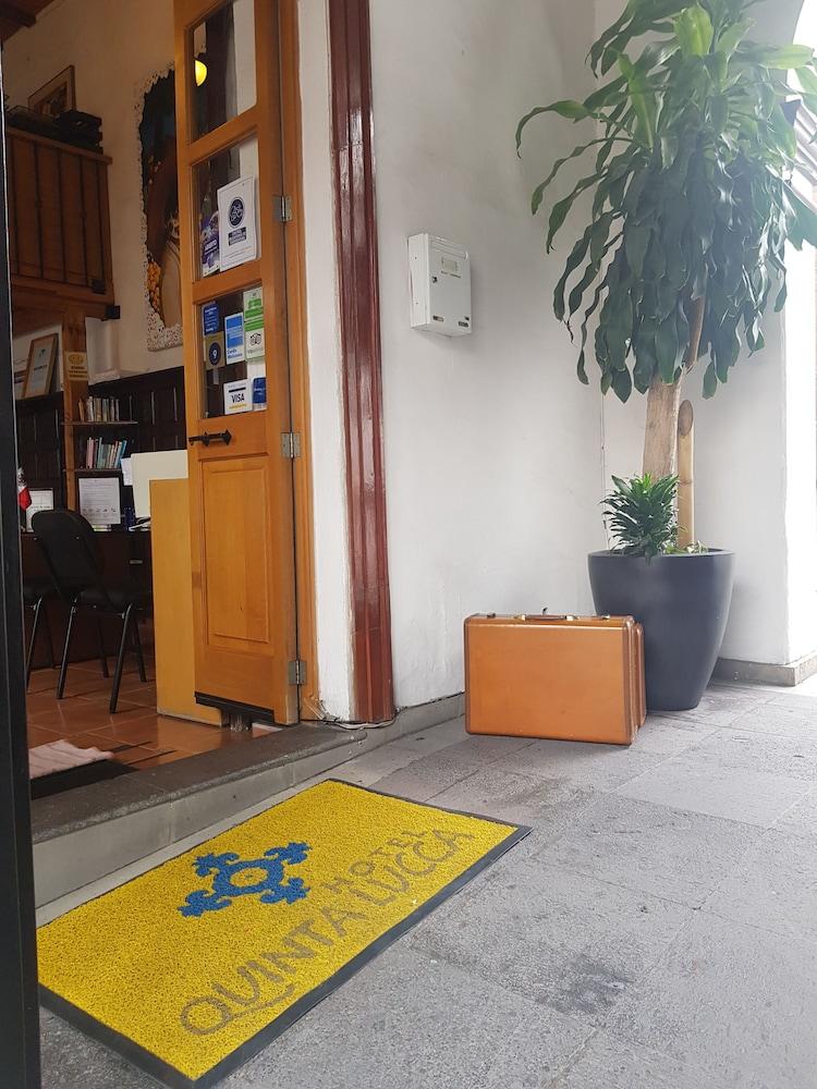 Hotel Quinta Lucca เกเรตาโร ภายนอก รูปภาพ