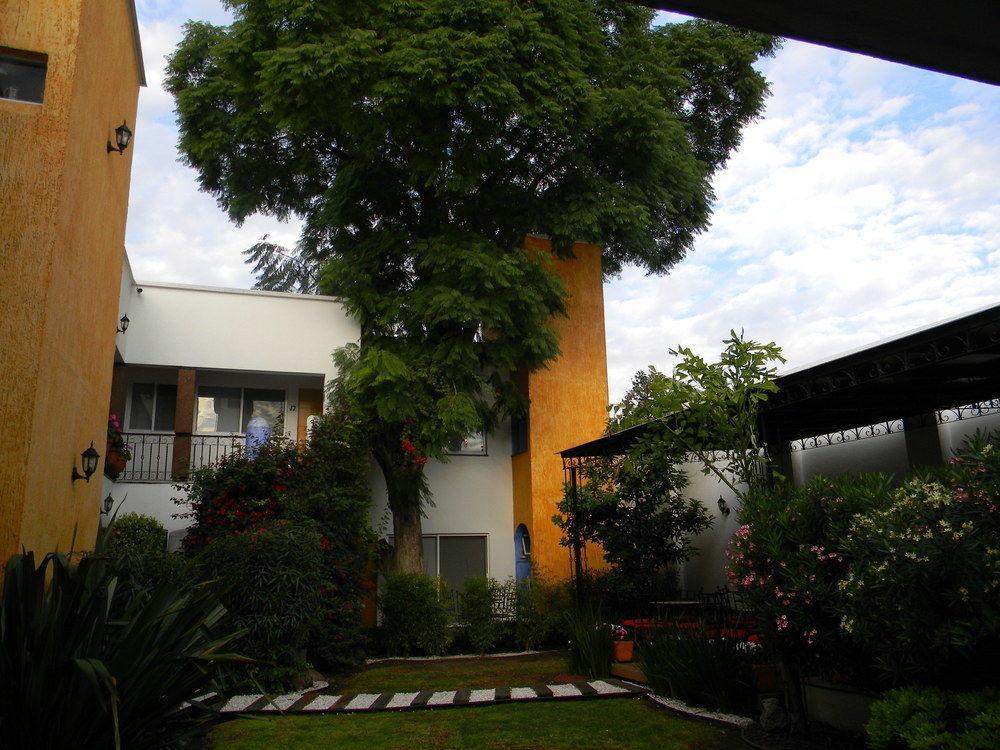 Hotel Quinta Lucca เกเรตาโร ภายนอก รูปภาพ