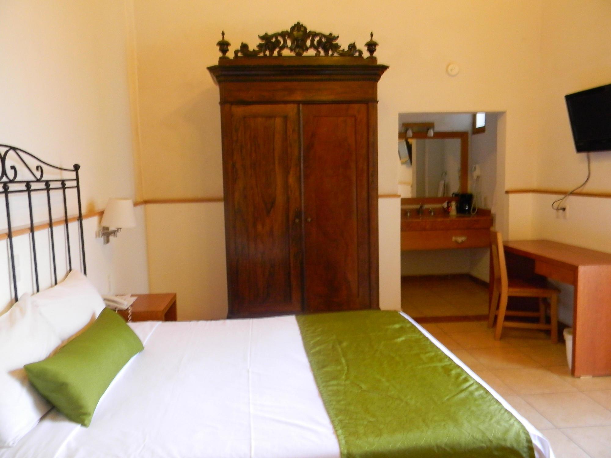 Hotel Quinta Lucca เกเรตาโร ภายนอก รูปภาพ