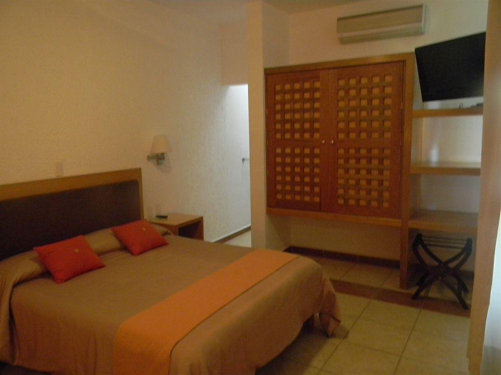 Hotel Quinta Lucca เกเรตาโร ภายนอก รูปภาพ